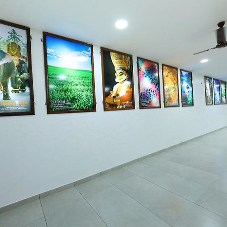 Отель Temple View Residency Chottanikara Экстерьер фото